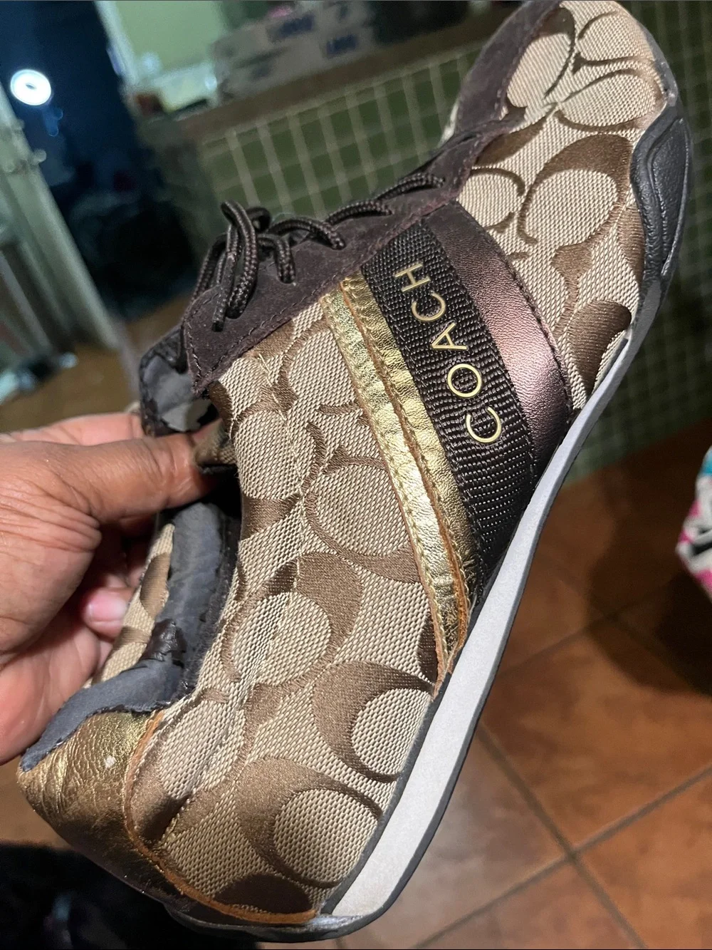 Coach Jayme Signature Jacquard Khaki Brown Gold Sneakers Q582 - Picture 2 of 6